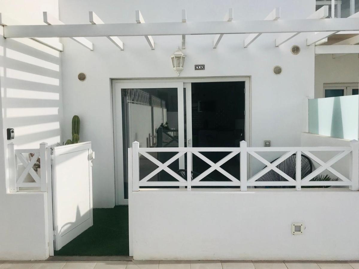 Flower Beach Suite Pool Playa Honda  Exterior photo