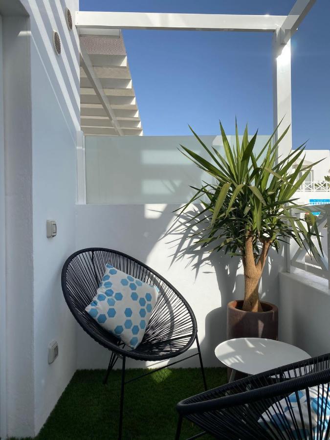 Flower Beach Suite Pool Playa Honda  Exterior photo